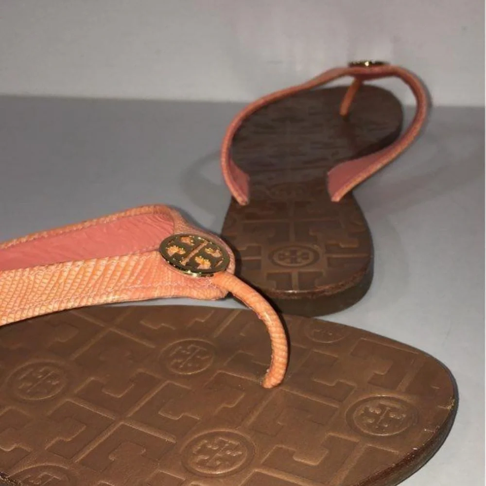 Women’s Tory Burch Orange Leather Thong Flats Sandals Size 8M
